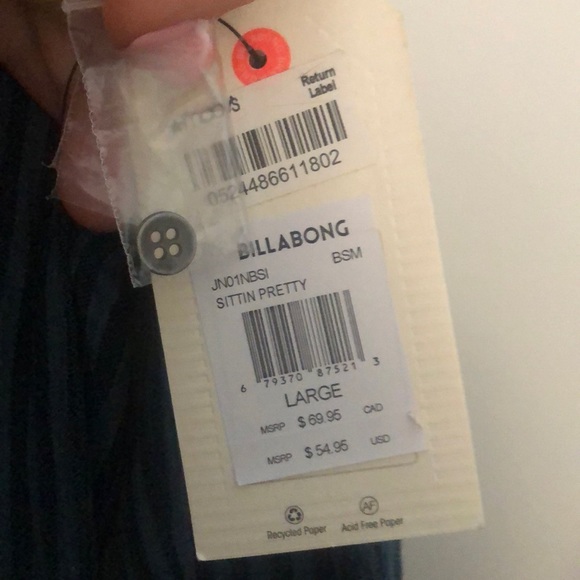 Billabong romper NWT - Picture 5 of 8